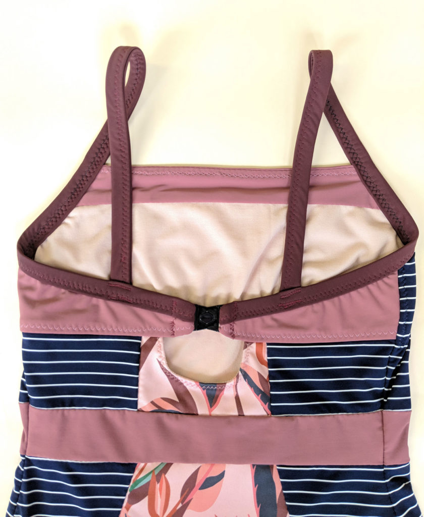 Bra Scairbh don Ipswich Swimsuit